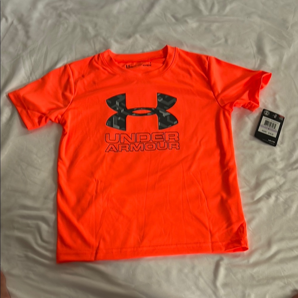 Under Armour Orange Short Sleeve Tee Performance Material